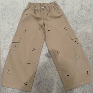 Women’s wide leg pants